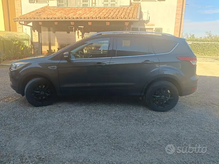 Ford Kuga 2015 photo 2