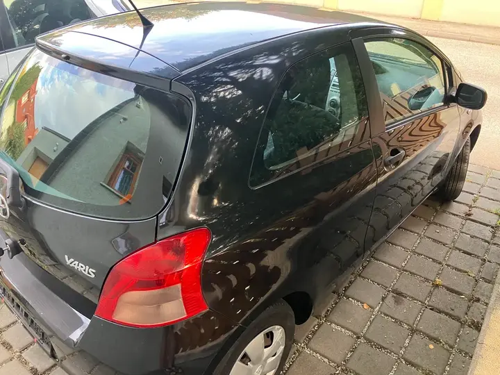 Toyota Yaris 2006 photo 3