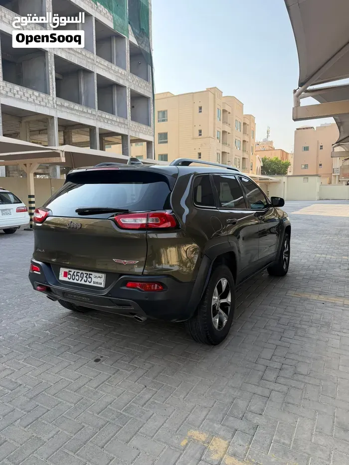 Jeep Cherokee 2014 photo 3