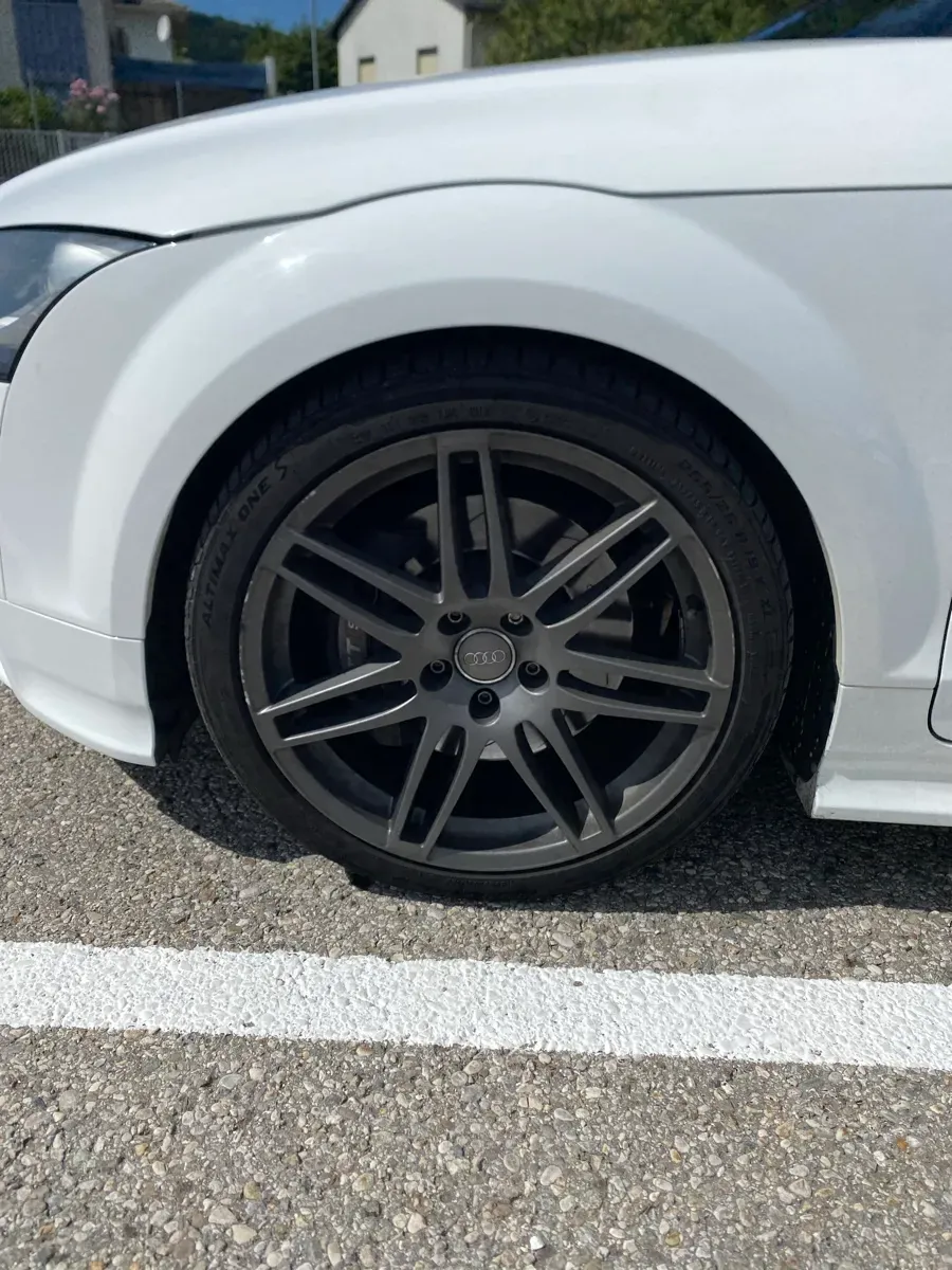 Audi Tt 2009 photo 3