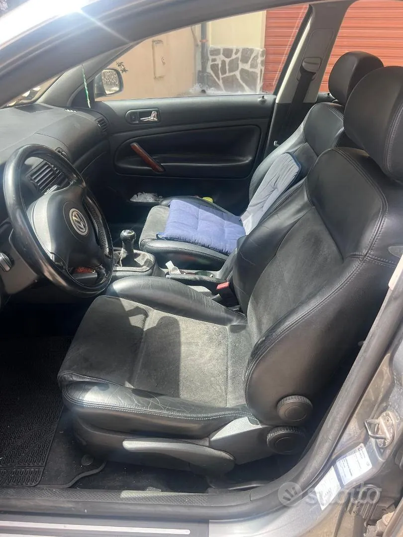 Volkswagen Passat 2003 photo 5