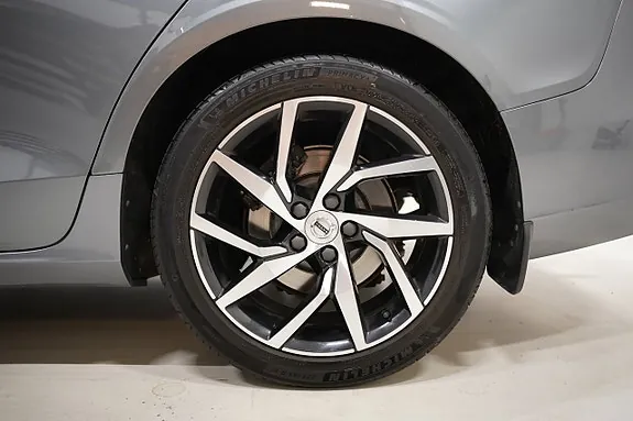 Volvo V60 2019 photo 4