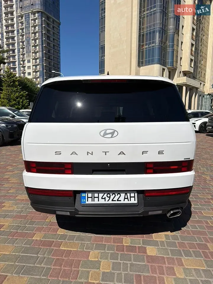 Hyundai Santa Fe 2024 photo 5