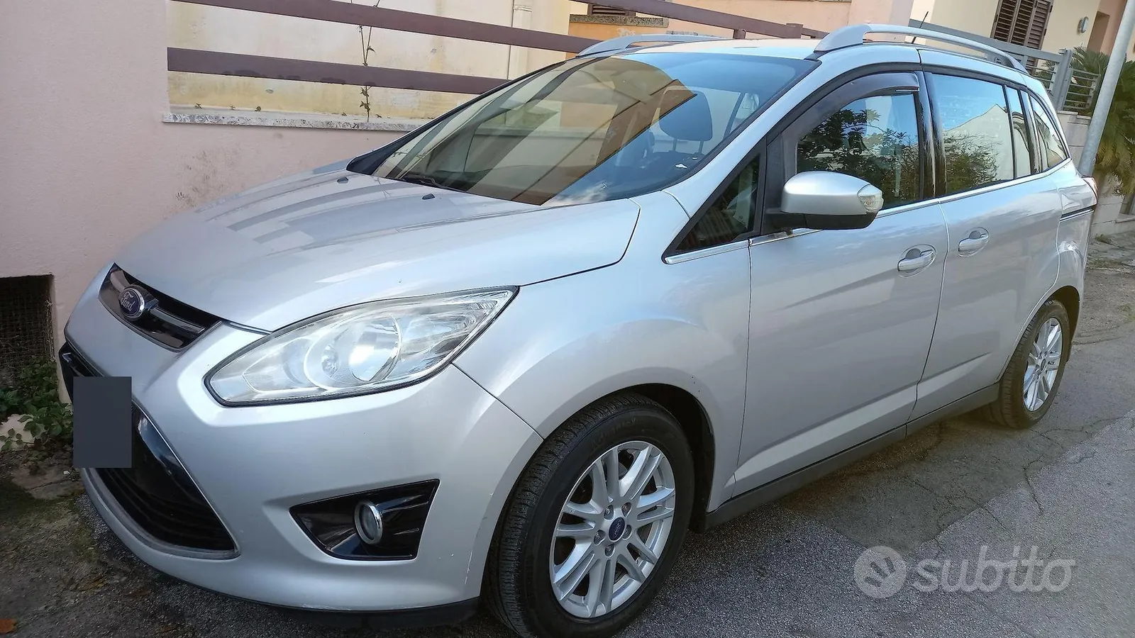Ford C-Max 2013 photo 2
