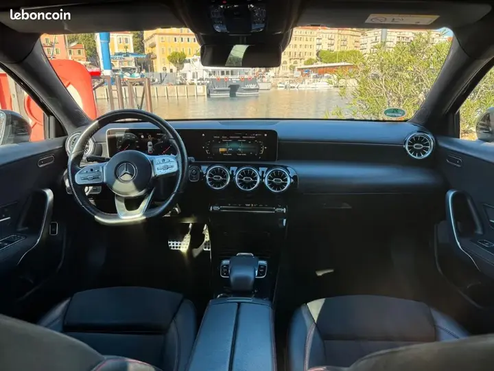 Mercedes-Benz A-Class 2019 photo 3
