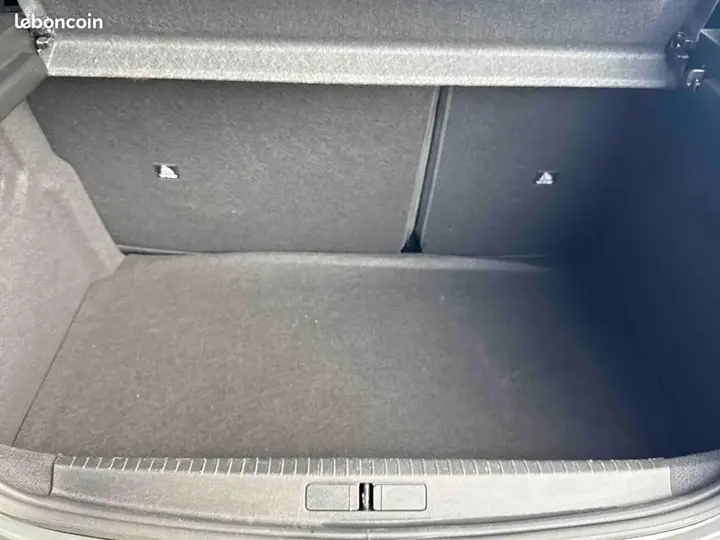 Peugeot 208 2025 photo 5