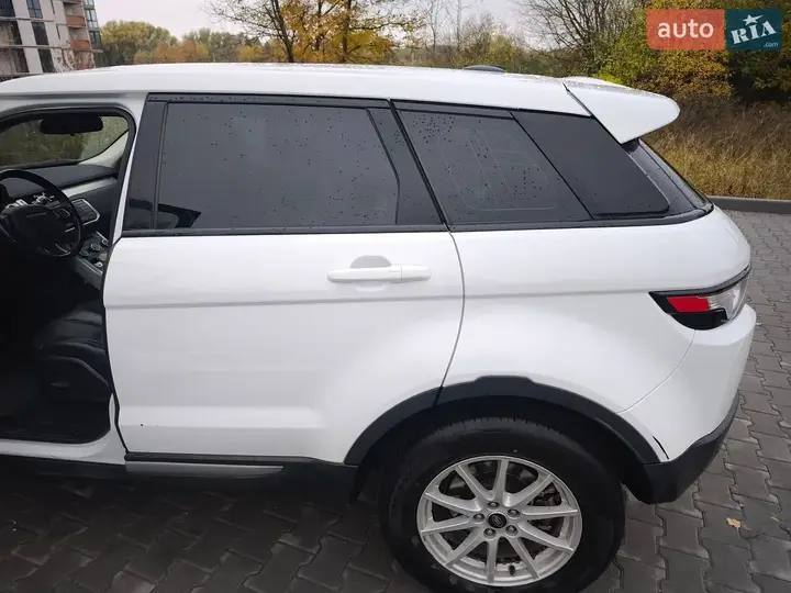 Land Rover Range Rover Evoque 2012 photo 5