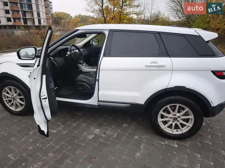 Land Rover Range Rover Evoque 2012 photo 4