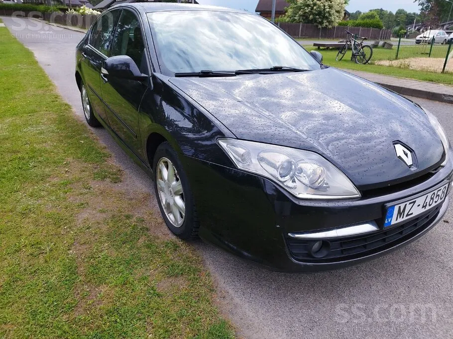 Renault Laguna 2009 photo 3
