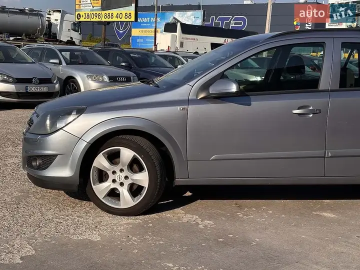 Opel Astra 2008 photo 4