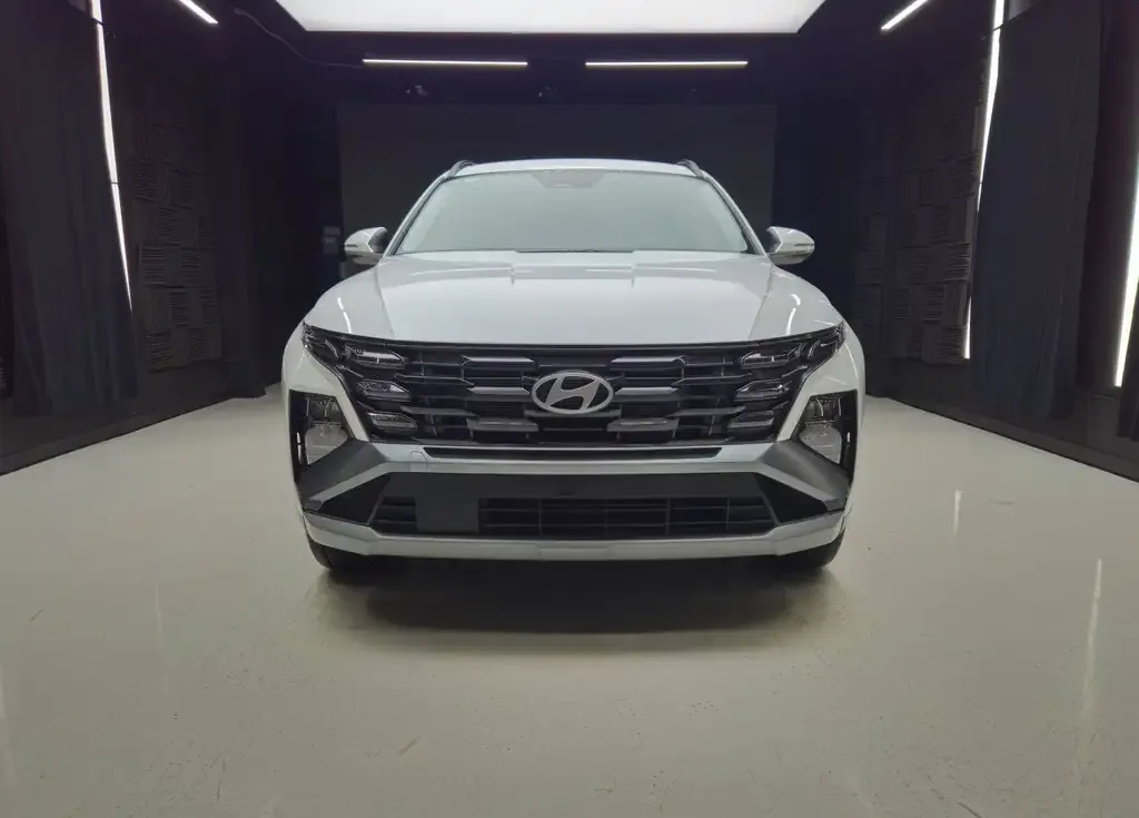 Hyundai Tucson 2026 photo 2