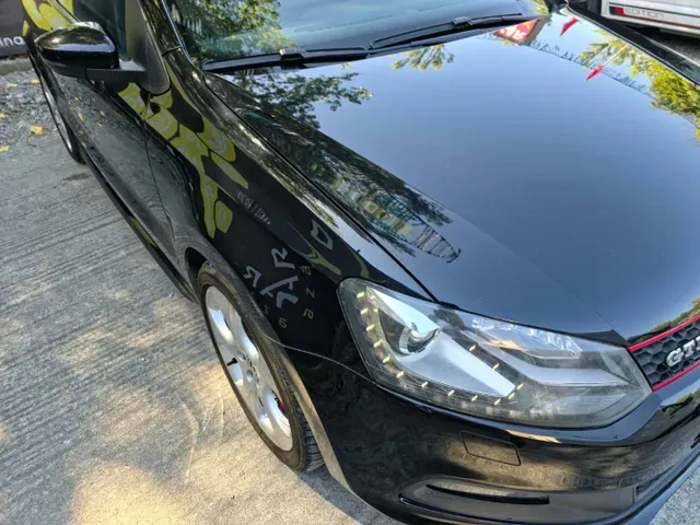 Volkswagen Polo 2012 photo 4