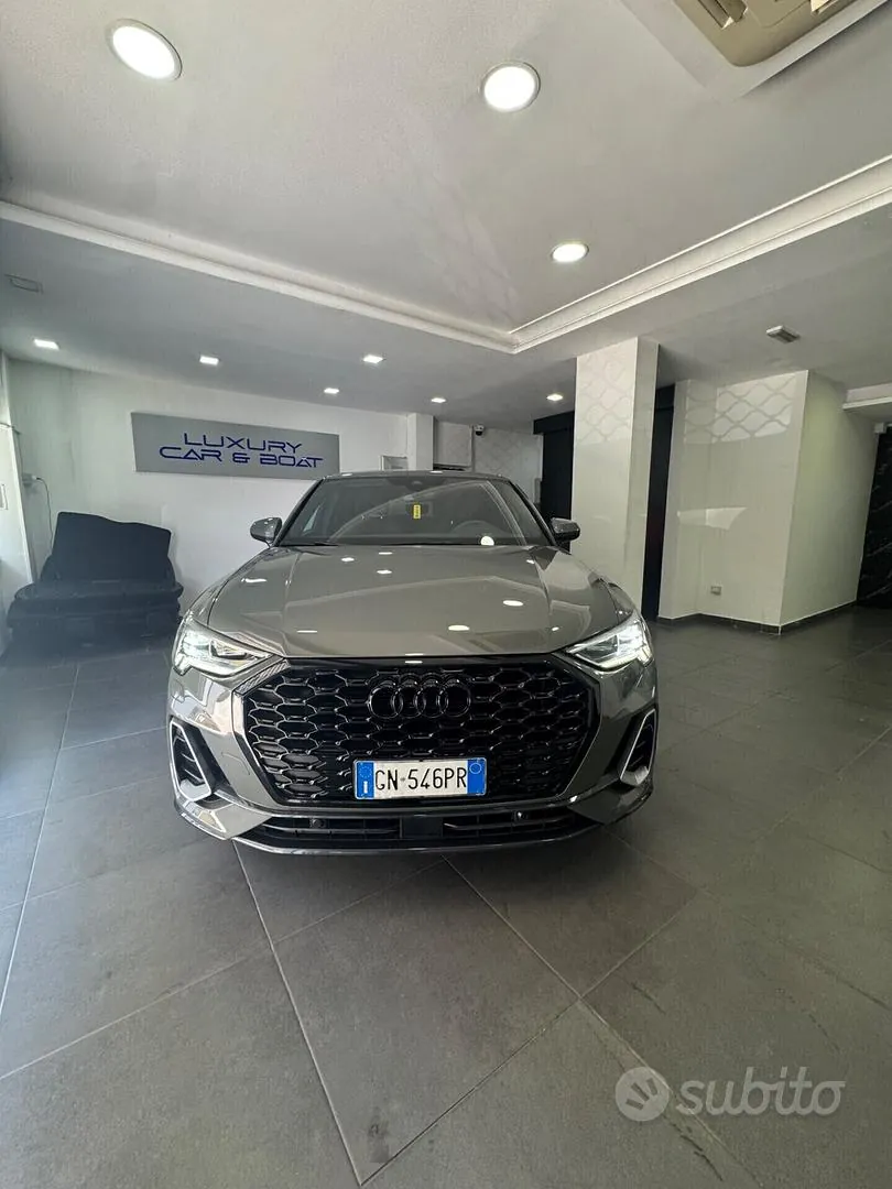 Audi Q3 2023 photo 2