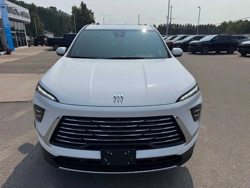 Buick Enclave 2026 photo 2