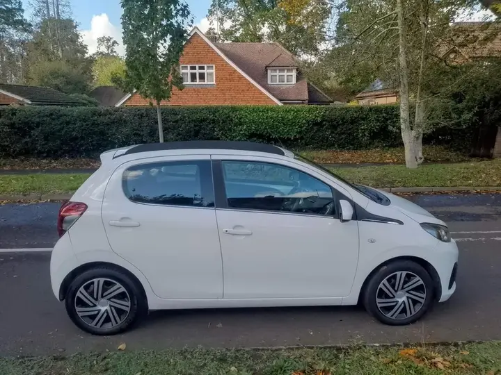 Peugeot 108 2015 photo 5