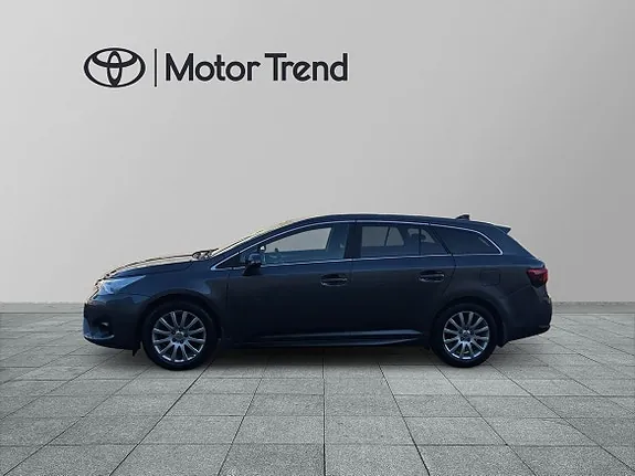 Toyota Avensis 2016 photo 3