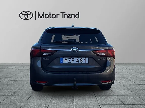 Toyota Avensis 2016 photo 4