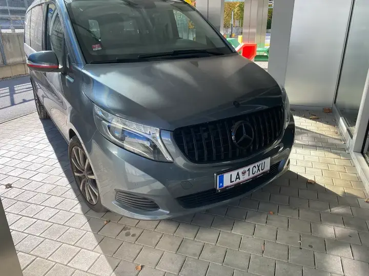 Mercedes-Benz V-Class