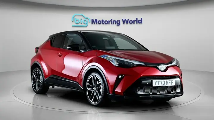 Toyota C-Hr 2023 photo 2