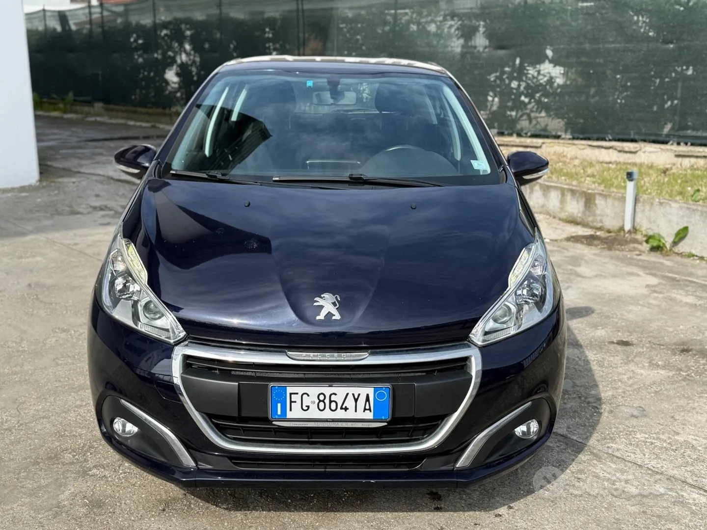 Peugeot 208 2017 photo 3