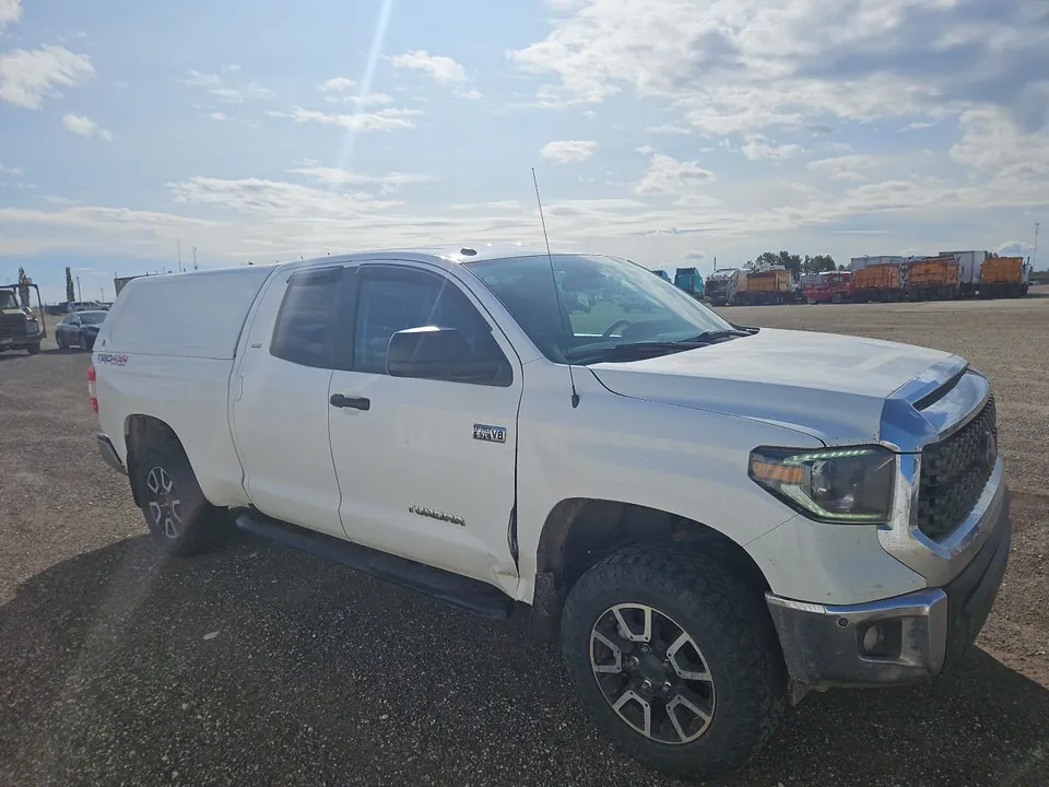 Toyota Tundra 2019 photo 2