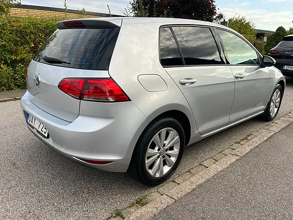 Volkswagen Golf 2013 photo 3
