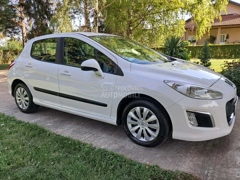 Peugeot 308 2012 photo 3