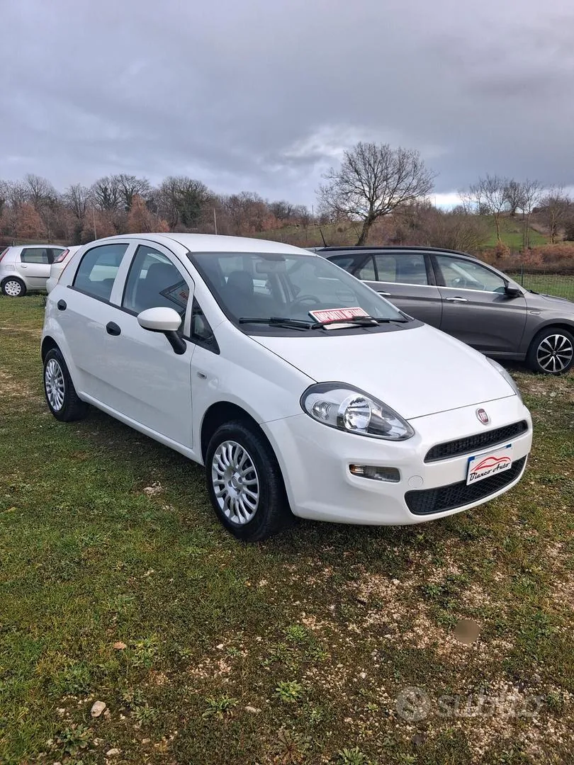 Fiat Punto 2016 photo 2