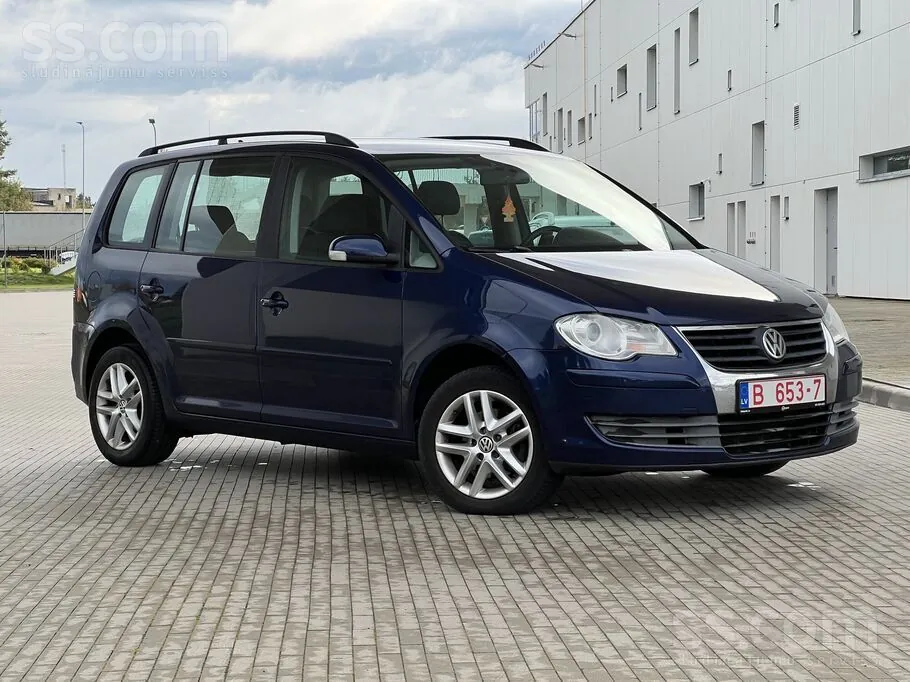 Volkswagen Touran 2008 photo 3