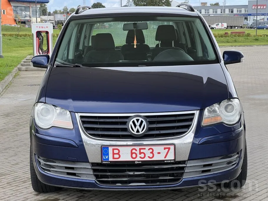 Volkswagen Touran
