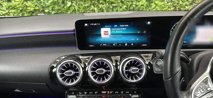 Mercedes-Benz A-Class 2019 photo 5