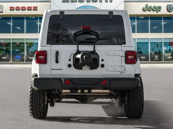 Jeep Wrangler 2026 photo 5