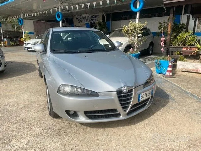 Alfa Romeo 147