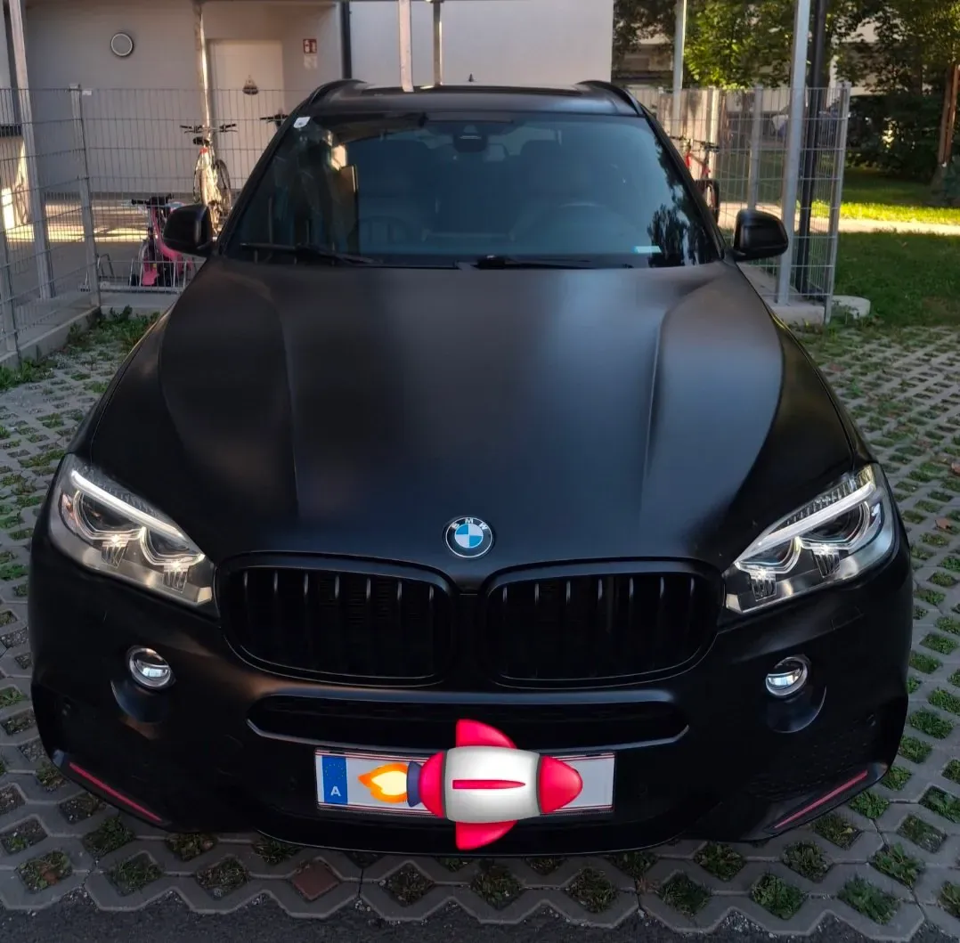 BMW X5 2015 photo 2