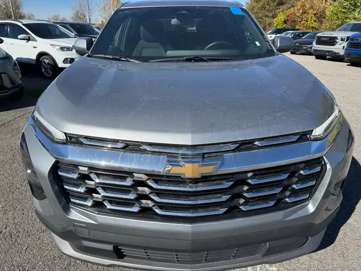 Chevrolet Equinox 2025 photo 2