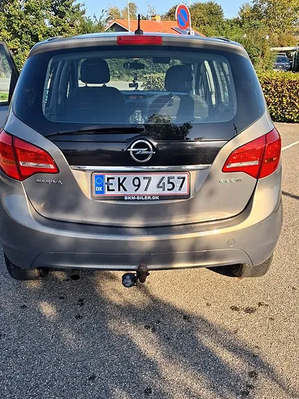 Opel Meriva 2011 photo 2