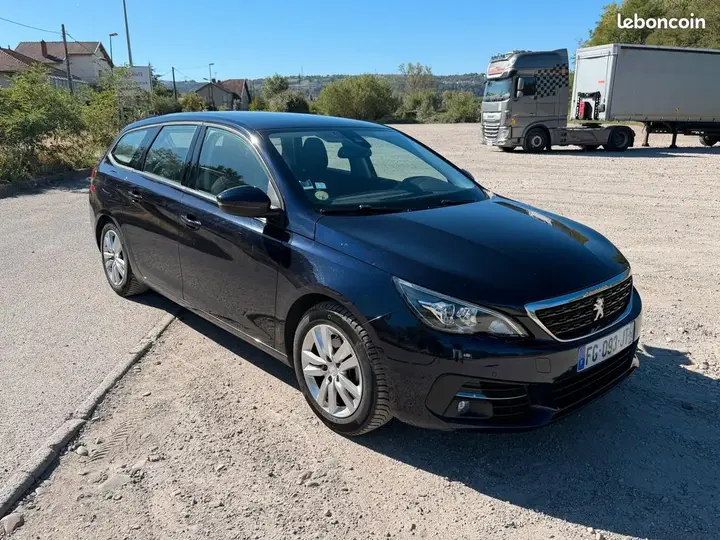 Peugeot 308 2019 photo 4