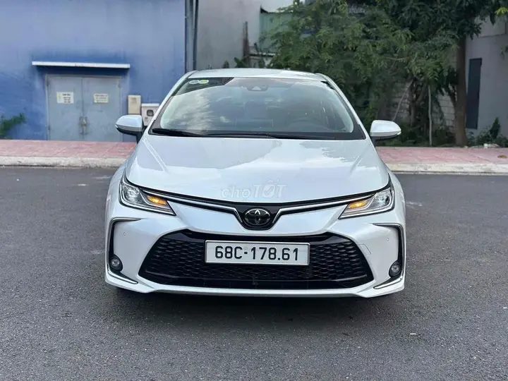Toyota Corolla Altis