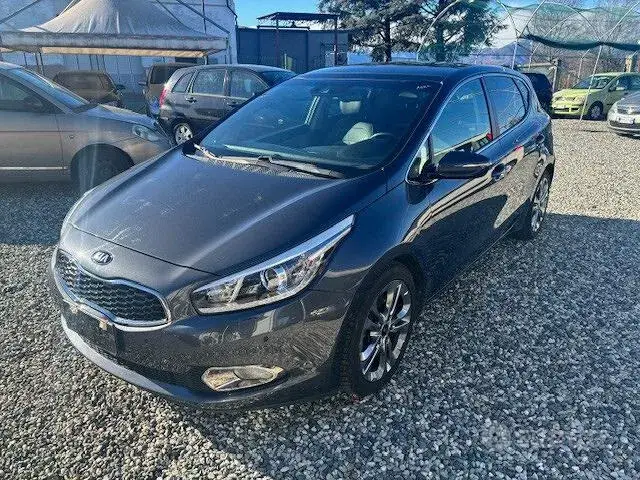 Kia Ceed 2012 photo 3