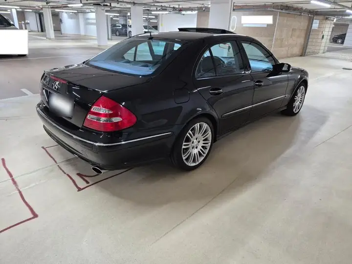 Mercedes-Benz E 280