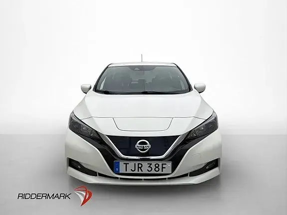 Nissan Leaf 2021 photo 2