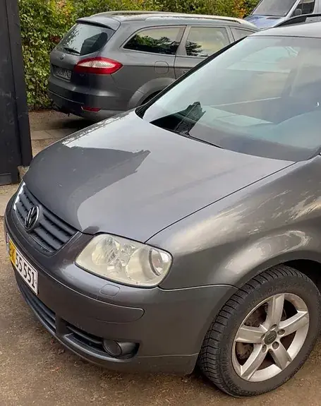 Volkswagen Touran 2005 photo 2