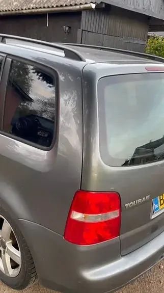 Volkswagen Touran 2005 photo 4