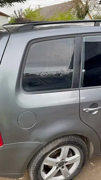 Volkswagen Touran 2005 photo 5