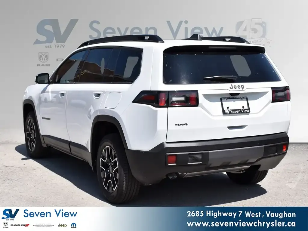 Jeep Cherokee 2026 photo 4