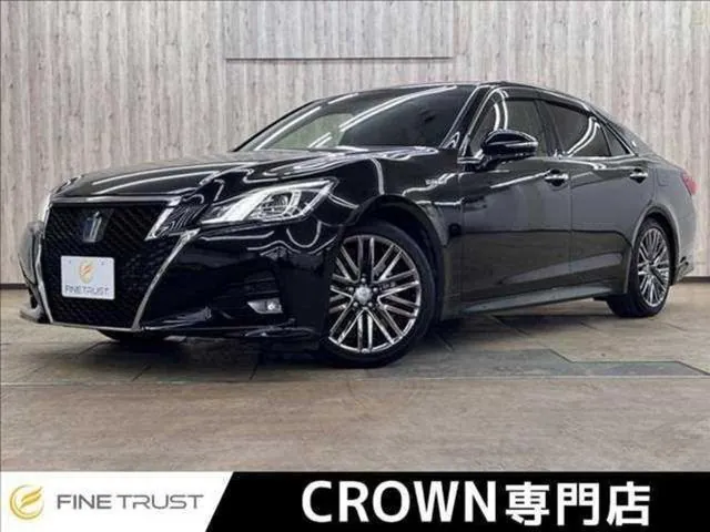 Toyota Crown Athlete Hybrid