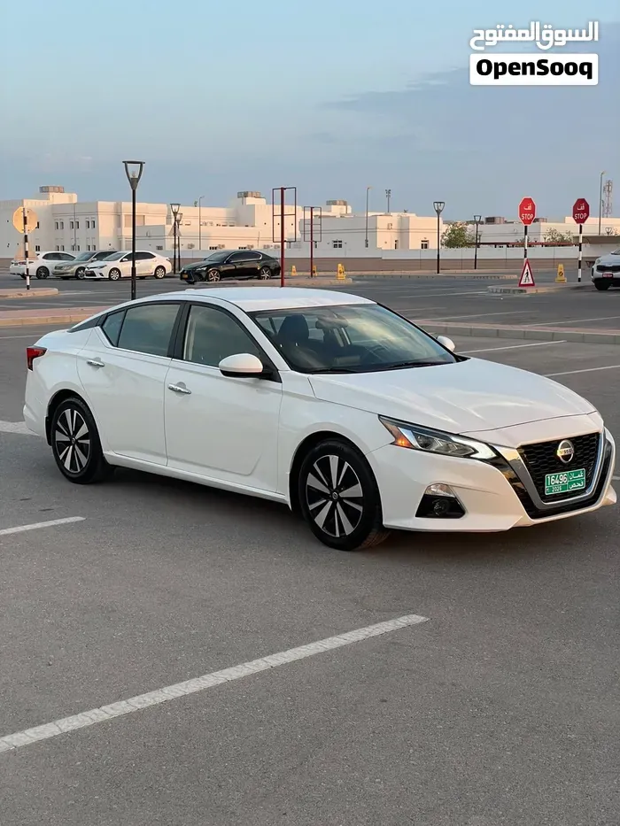 Nissan Altima 2019 photo 4
