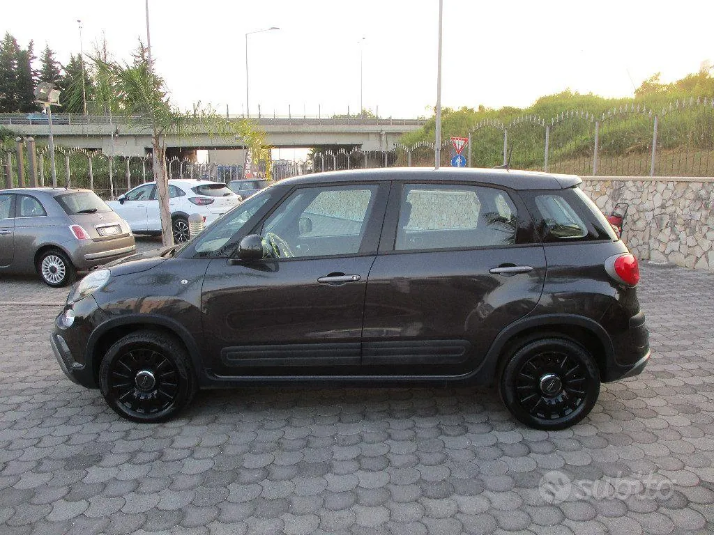 Fiat 500L 2022 photo 2