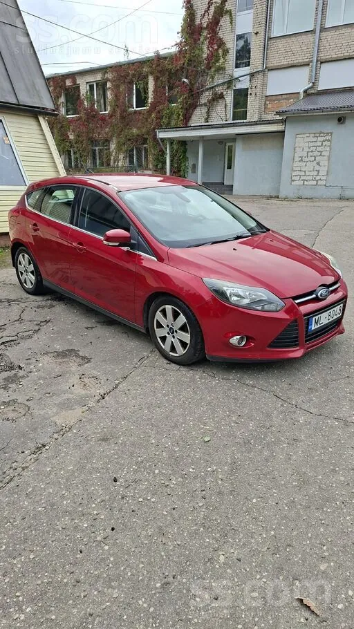 Ford Focus 2012 photo 3