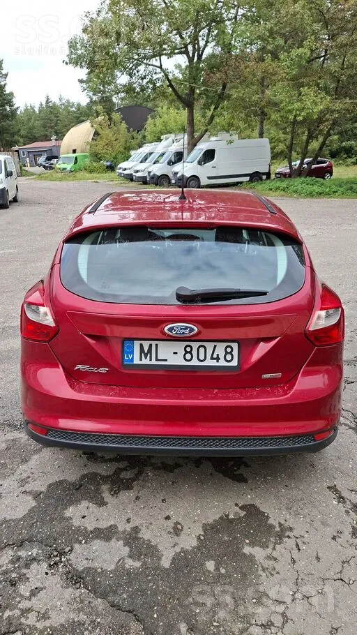 Ford Focus 2012 photo 4